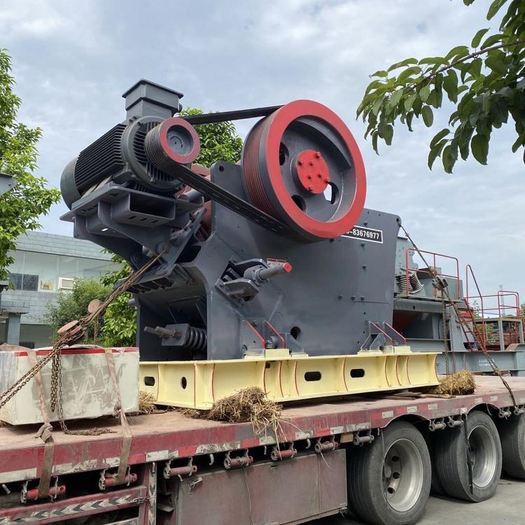 四川鄂式破碎机的性能优势与应用范围