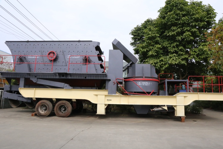 四川移动破碎机